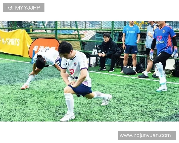 杭州足球队灵活性展现引发大师赛热议与期待