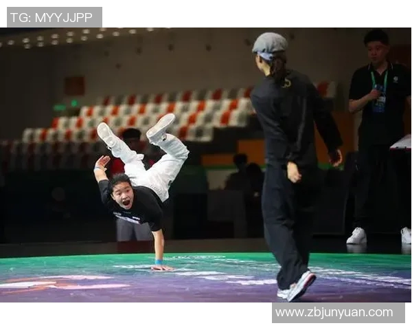 全国街舞大赛点评:上海极限运动队展现出色状态与精彩表现 全国街舞大赛点评:上海极限运动队展现出色状态与精彩表现